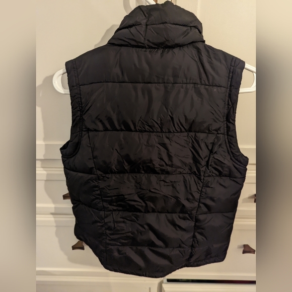 π°2/$20 JACOB Black puffy vest - Picture 2 of 6